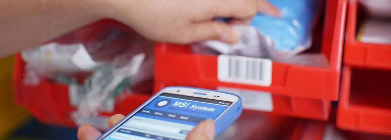 Paracelsus: All incoming and outgoing goods are digitally recorded by a scanner.