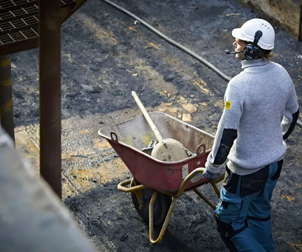 Construction and shipbuilding companies and their employees are ProMart's primary customers.