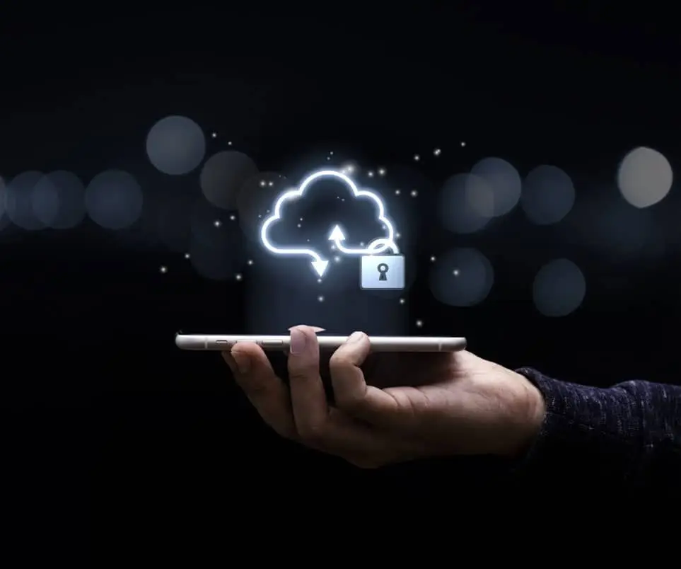 With Legic Connect, charging, payment and other services are accessed via smartphone.