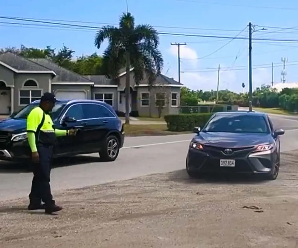 Traffic control at the Cayman Islands
