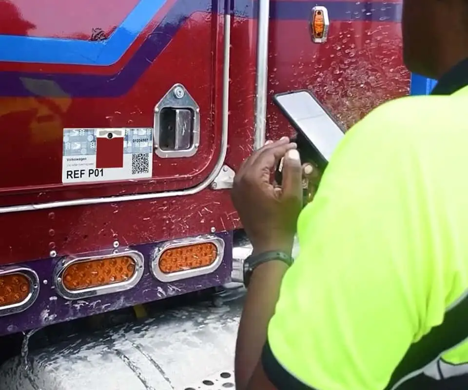 Cayman Islands: Trucks also receive the IDeSTIX sticker.