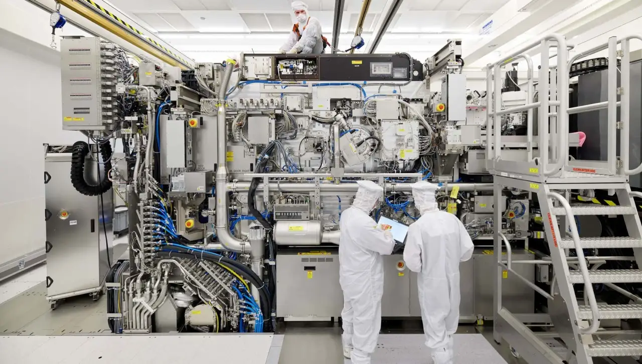 EUV Lithography in Semiconductor Manufacturing