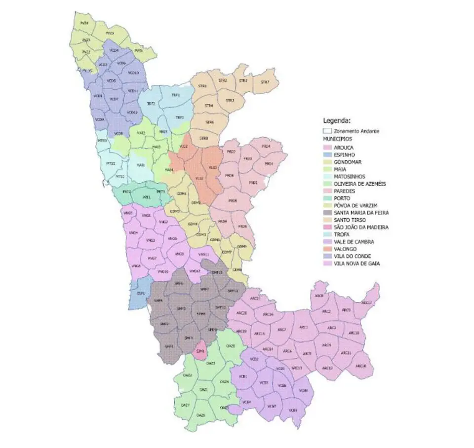 Porto’s public transport network is divided into 47 geographic travel zones. Fares are based on how many zones passengers travel through on their journey.