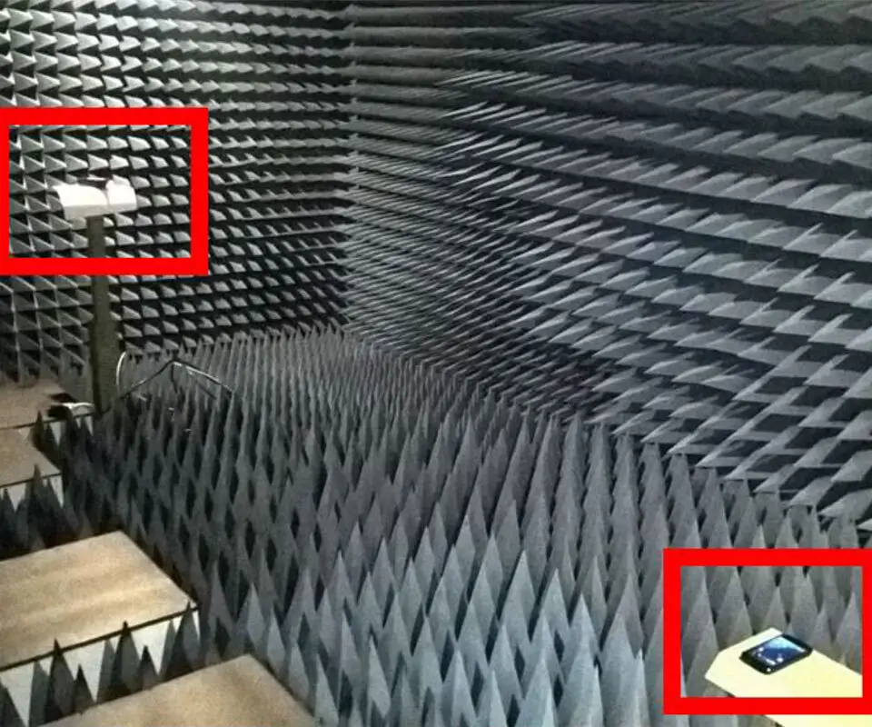 Laboratory experiments were conducted in order to study the potential of BLE beacons.