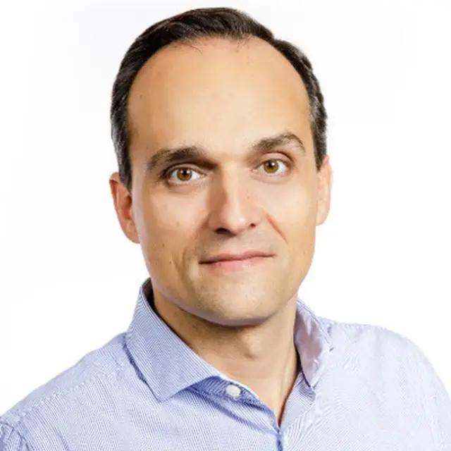 Francisco Melo, Avery Dennison