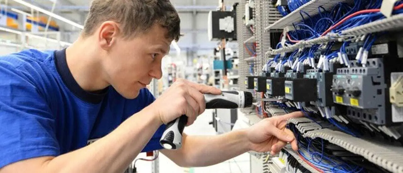 herpa print: Etiketten und smartLabels für die Elektroindustrie