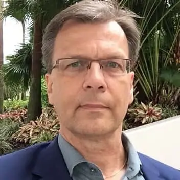 Lars Thuring, Logopak