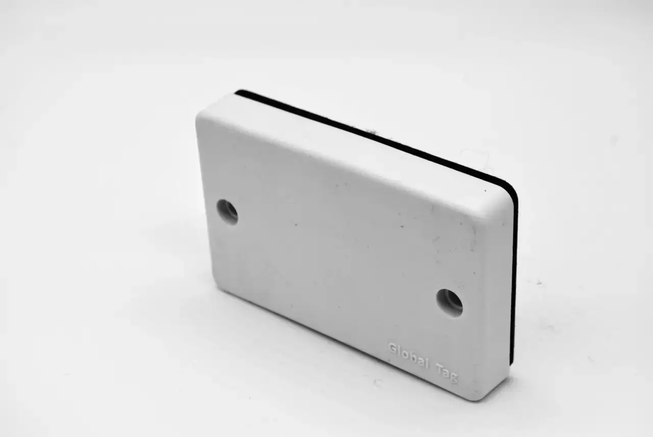 RFID T-Rexy Tag for metal surface