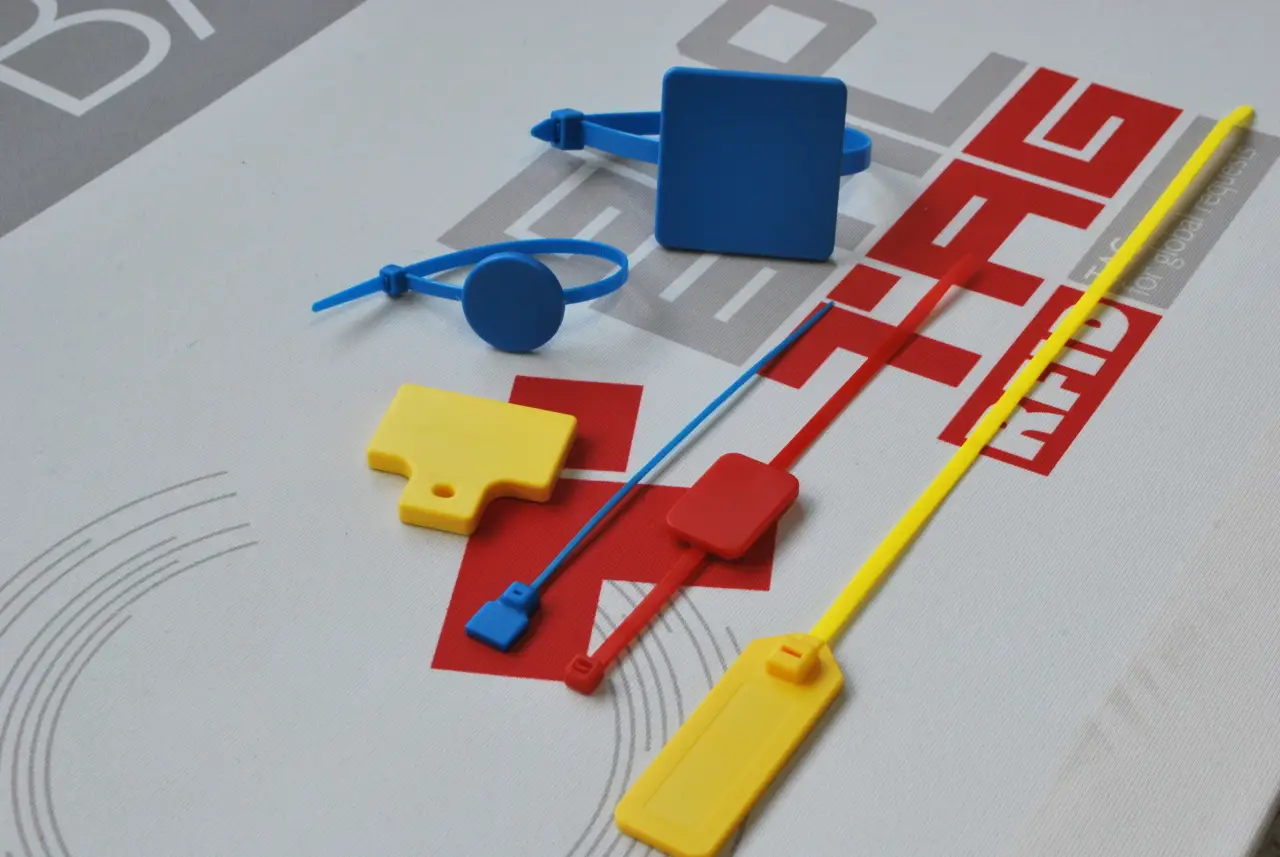 RFID CABLE TIE FAMILY