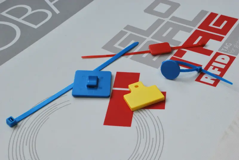 Reusable Cable Tie Tag with disposable tail 