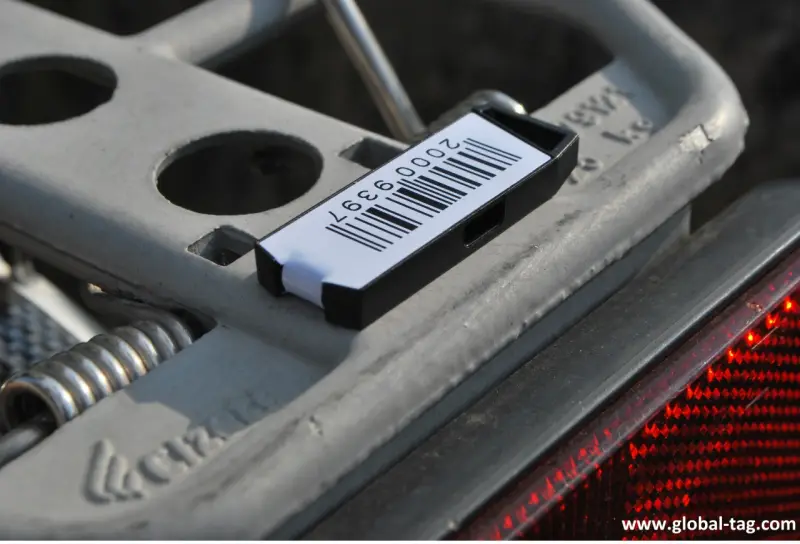 Microty RFID on-metal tag installed on industrial equipment