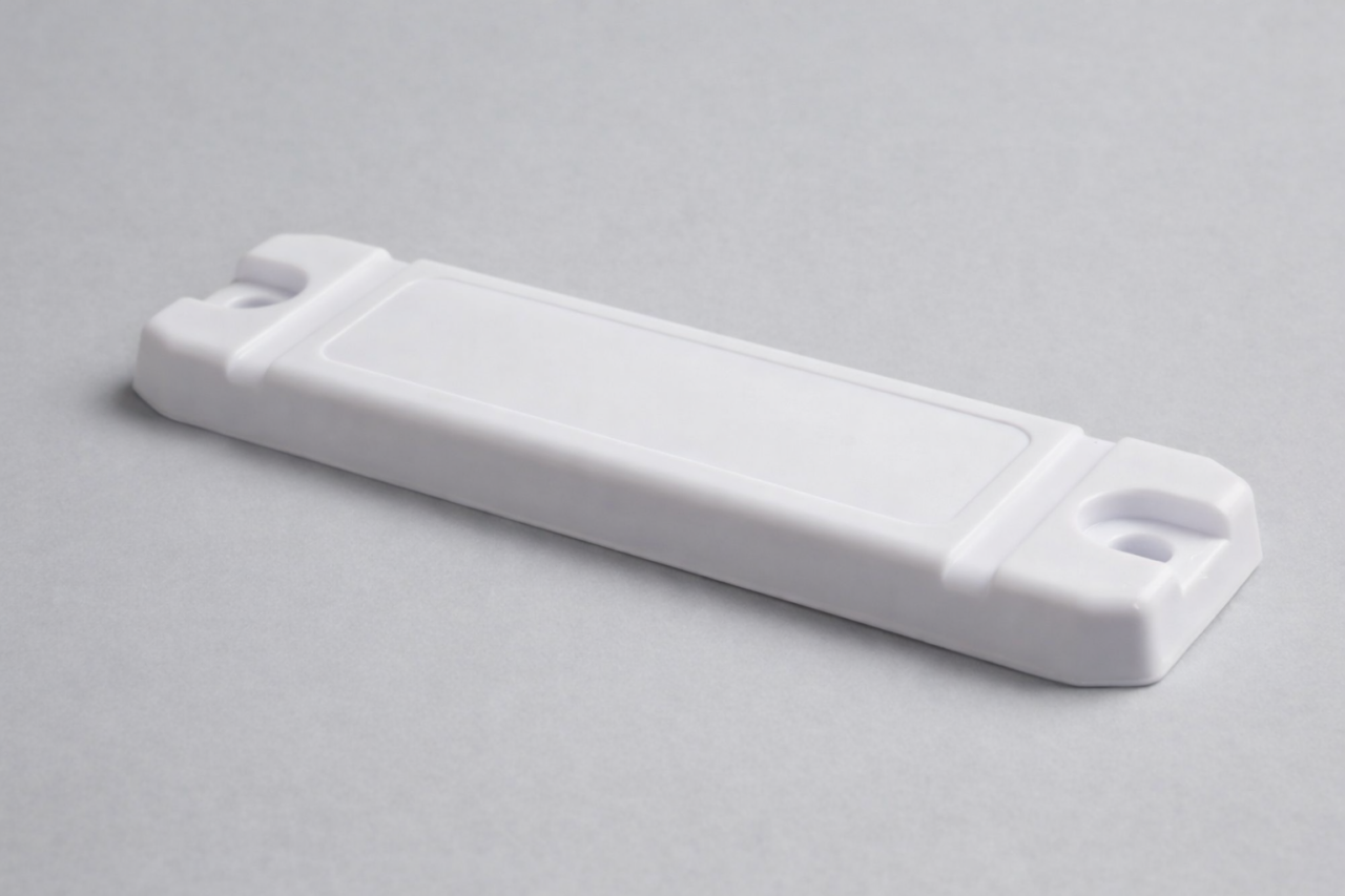 Global Tag RFID: Neuer 20-Meter-Long-Range Tag für Metall