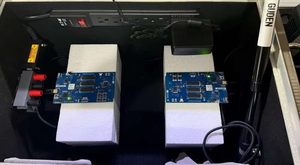 Bluetooth LE signal attenuation testing inside an RF shielded chamber at 2.4 GHz