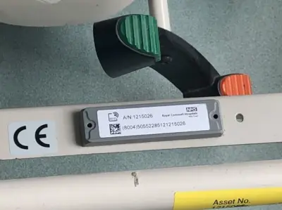 Wie wählt man passende RFID-Tags für Krankenhausinventar?