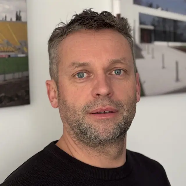 Frank Bennewitz, HIW