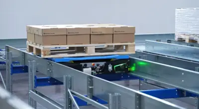 Pepperl+Fuchs ermöglicht präzise Shuttle-Positionierung im Palettenlager