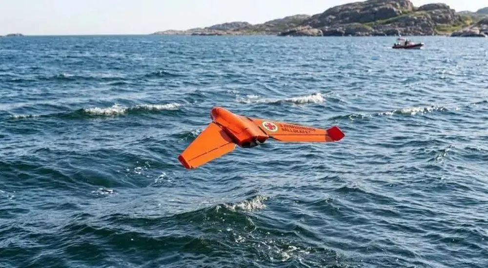 Bluetooth AoA and GNSS Guide Rescue Drones Back to Moving Vessels