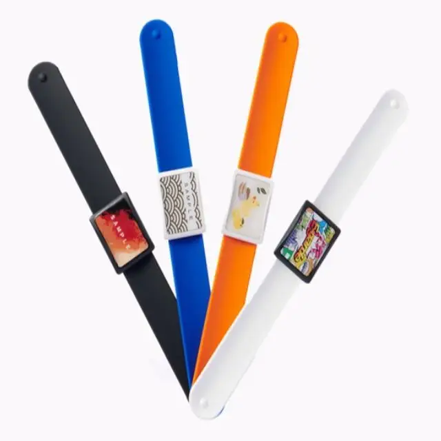 Product Wearable RFID Que Bangle